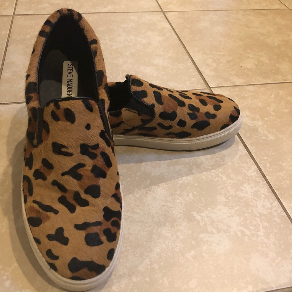 Steve Madden casual slip on sneaker